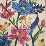 Birgit - gilet avec motif floral botanique, détail de la finition
