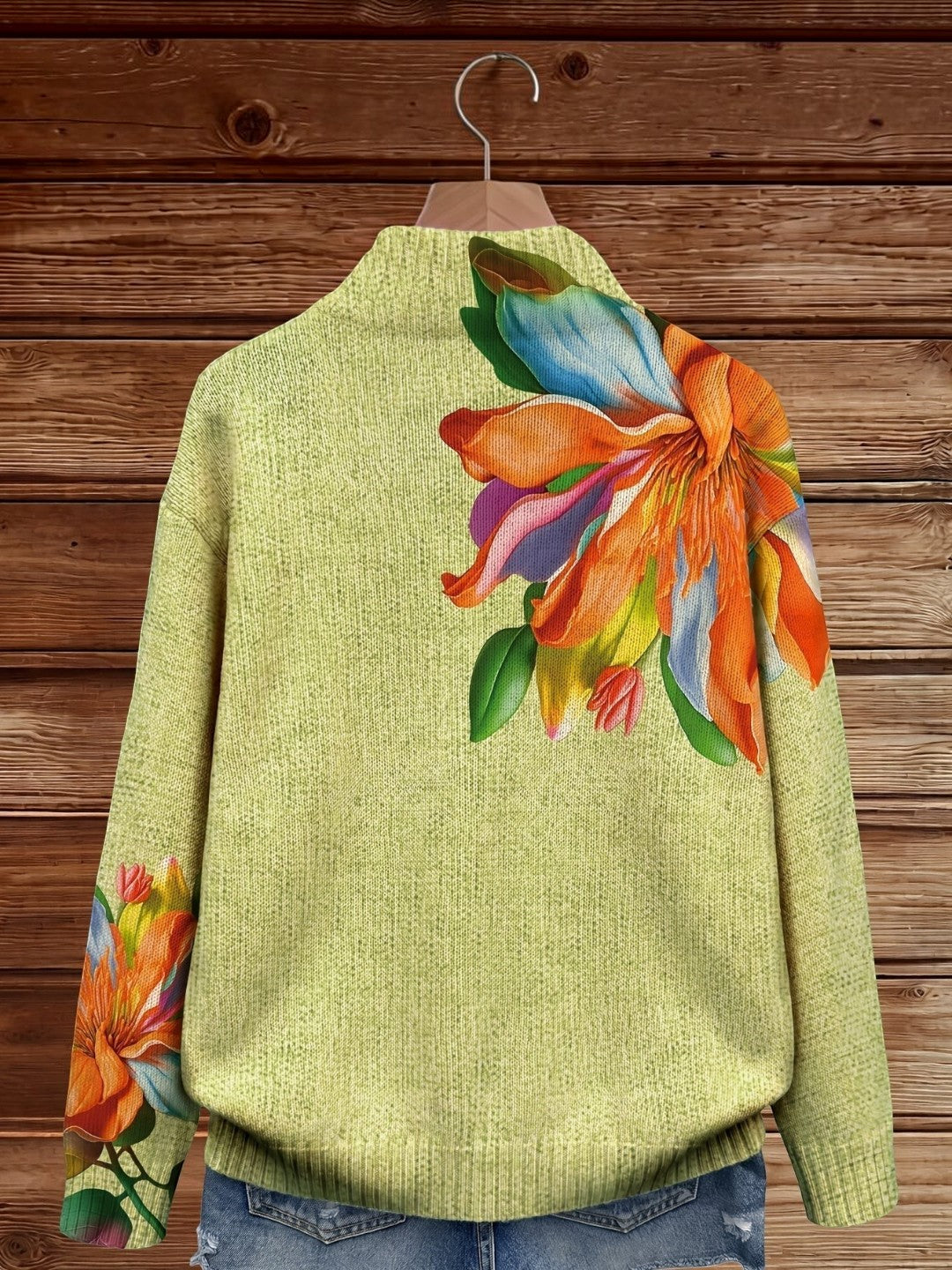 Claudia : gilet avec motif coloré de lys, vue détaillée