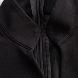 Nora | Robe noire raffinée avec ceinture et col mandarin