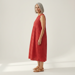 Anaïs - robe fluide et confortable pour femme, portée en tenue d’été