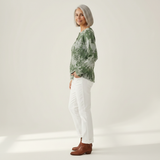 Inès - Pull vert à forêt de sapins - détail du tissu