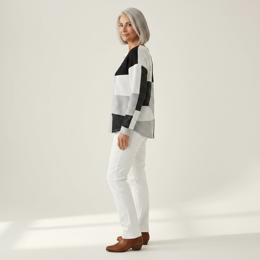 Ella - Pull patchwork noir et blanc - détail du tissu