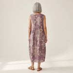Céline - robe fluide et confortable pour femme, portée en tenue d’été