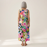 Noa - robe fluide et confortable pour femme, portée en tenue d’été