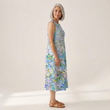 Marceline - robe fluide et confortable pour femme, portée en tenue d’été