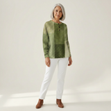 Nora - Pull patchwork dans les tons verts - vue rapprochée