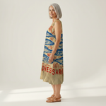 Nicole - robe fluide et confortable pour femme, portée en tenue d’été
