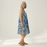 Sabine - robe fluide et confortable pour femme, portée en tenue d’été