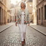 Meliora | Cardigan en maille vintage pour femme - porté en extérieur