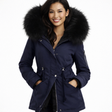 Angelica Parka d’Hiver Femme – Coupe Mi-Longue, Capuche Fausse Fourrure & Style Urbain