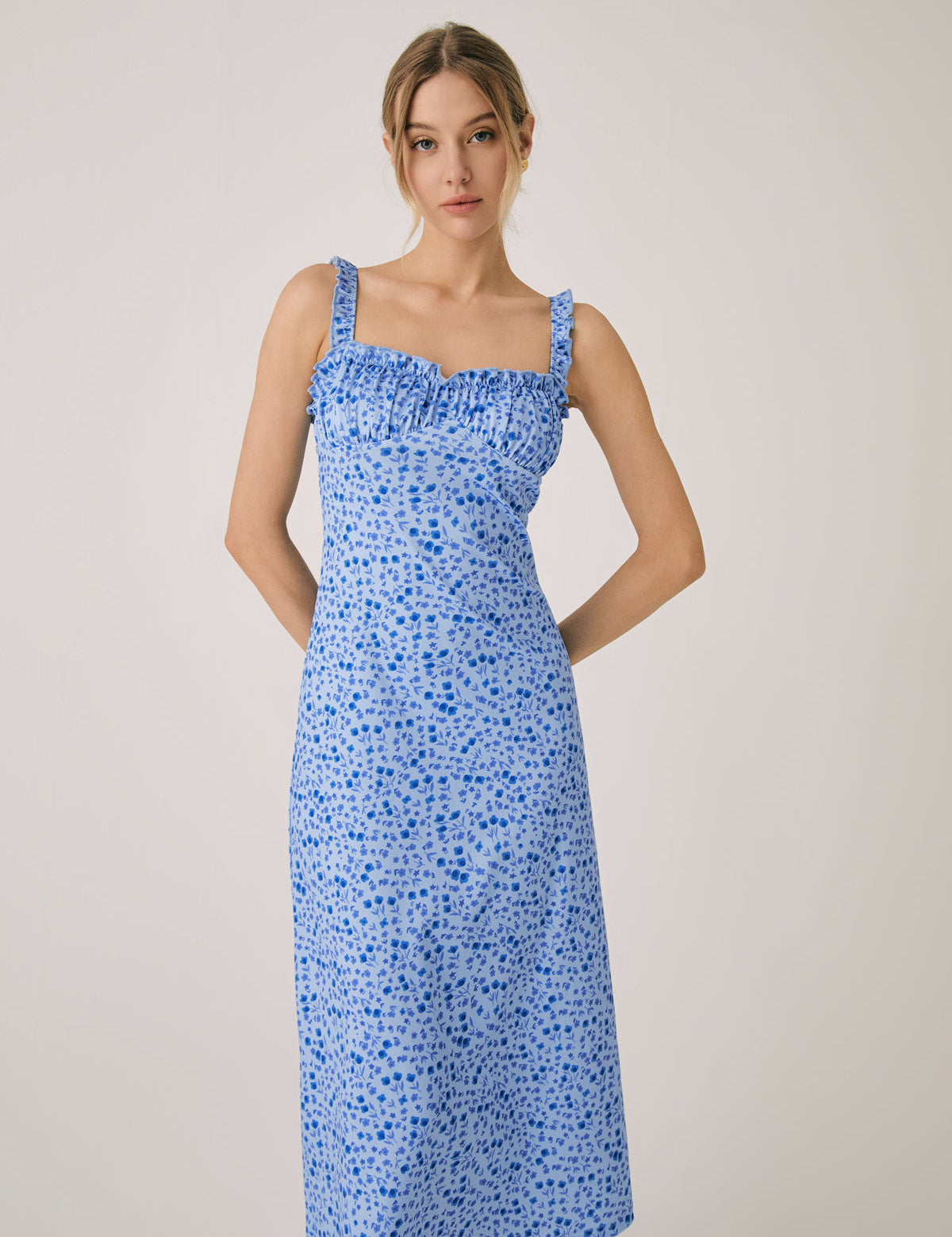 Robe Bohème Femme Chloe – Robe Midi de Vacances avec Imprimé Fleuri & Bretelles Cami