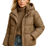 Novie Doudoune Courte Femme à Capuche – Légère, Matelassée & Style Urbain Moderne