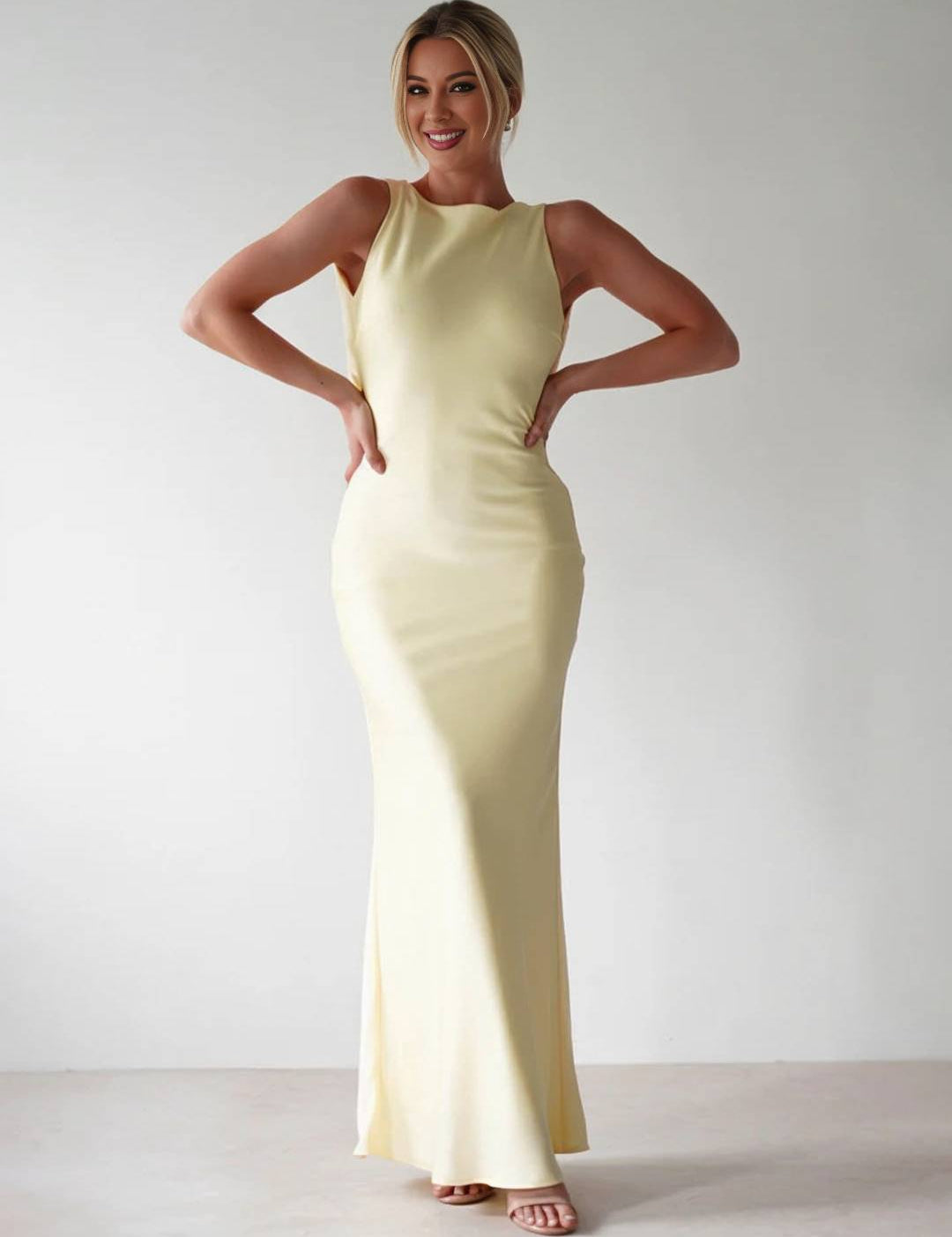 Yvette Robe de Soirée Femme – Longue Robe Sans Manches avec Dos Ouvert & Col Rond pour Gala