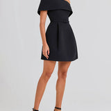 Haziel Robe de Cocktail Femme – Robe Patineuse Sans Manches avec Encolure Bateau, Ceinture & Coupe Élégante