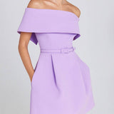 Haziel Robe de Cocktail Femme – Robe Patineuse Sans Manches avec Encolure Bateau, Ceinture & Coupe Élégante