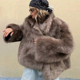 Everleigh Manteau Femme – Manteau Long en Fausse Fourrure avec Col Revers & Coupe Décontractée