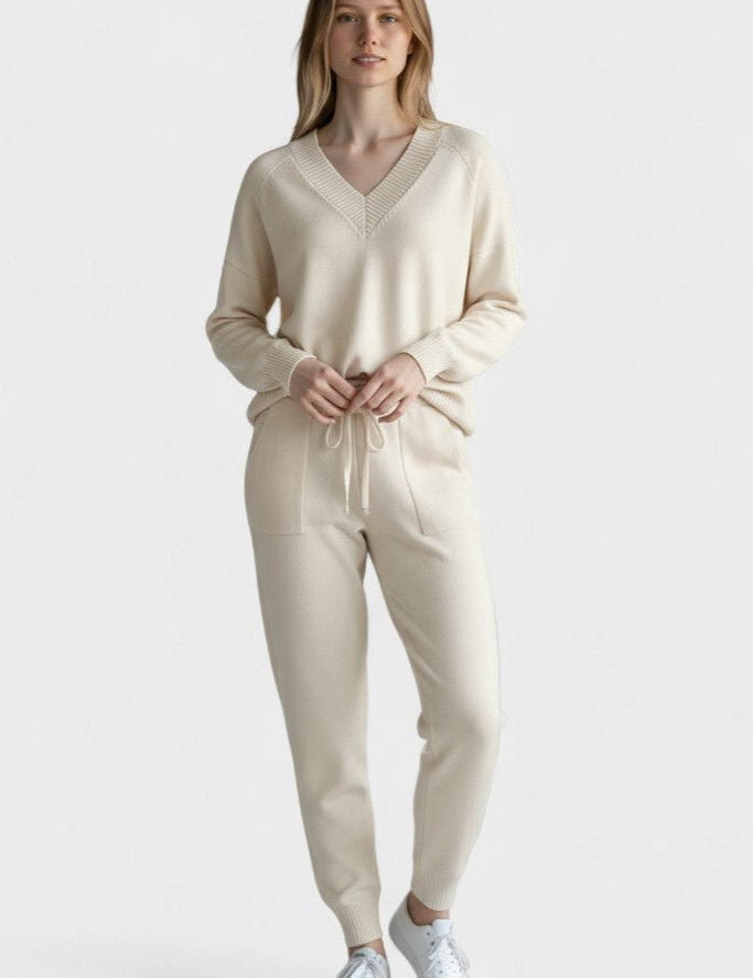 Clémence - Ensemble pull en maille col V & pantalon