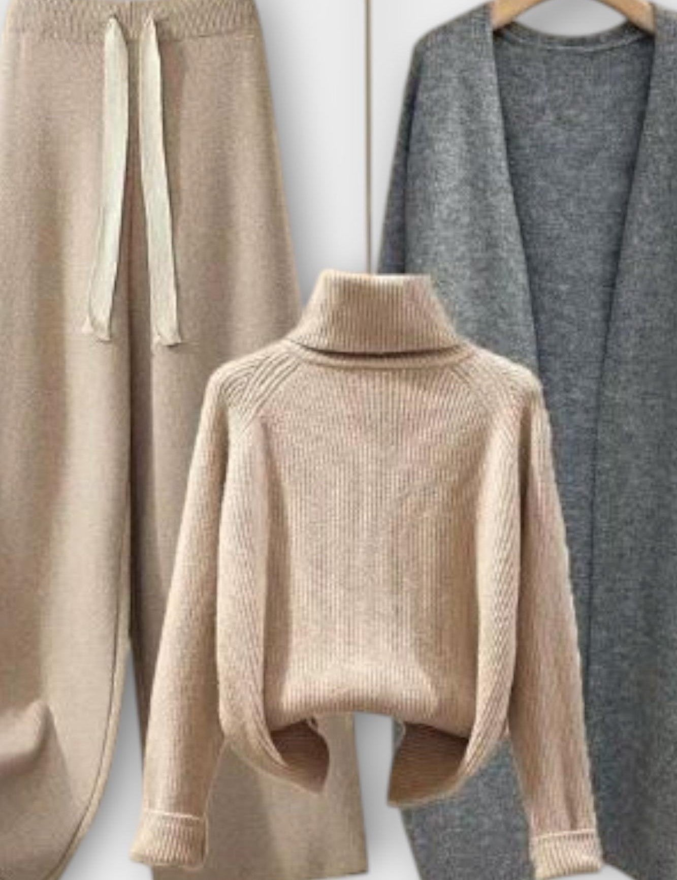 Joséphine - Ensemble pull à col roulé, cardigan & pantalon