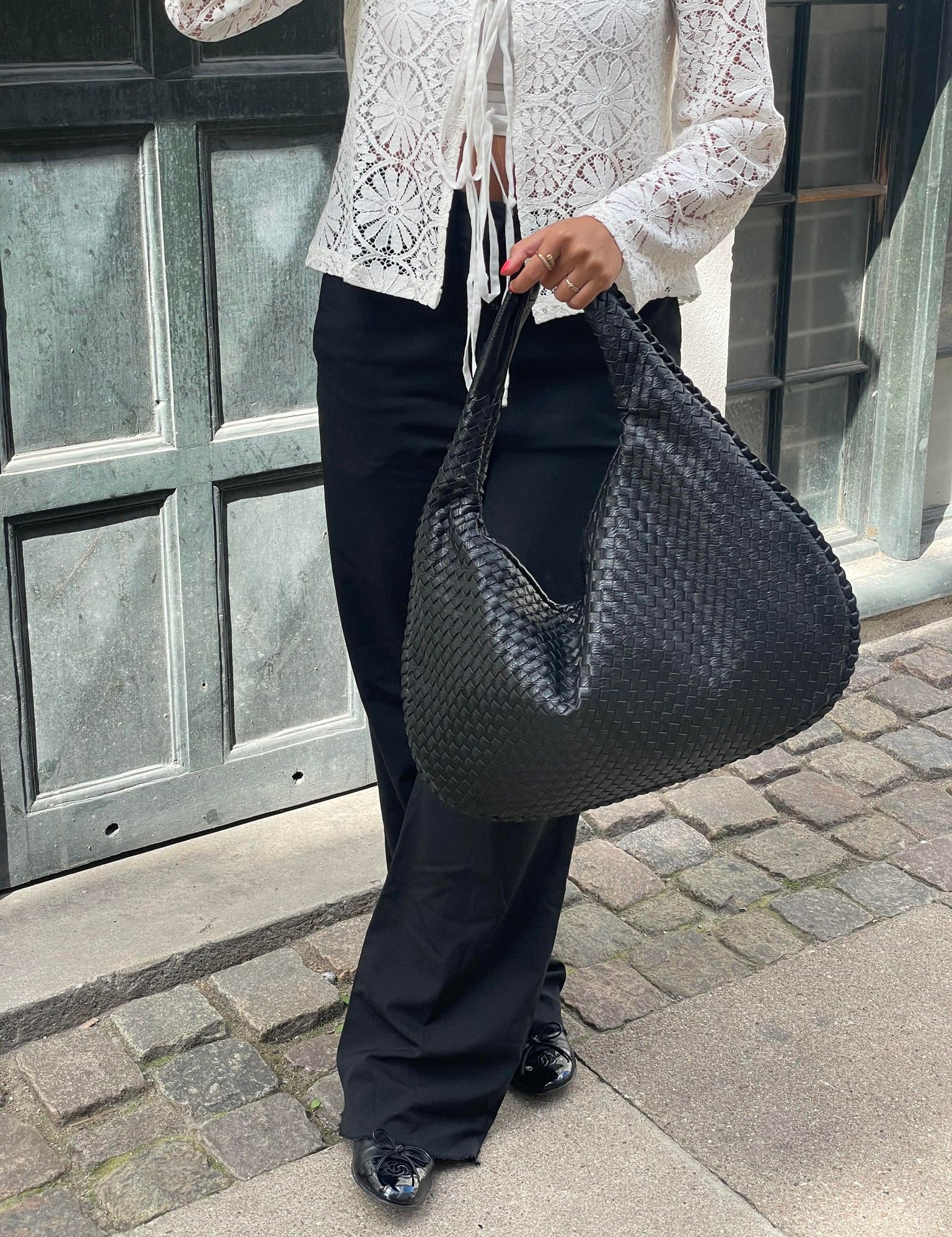 Noa Sac à Main Tressé Femme – Design Élégant en Cuir Végan avec Grand Espace et Fermeture Éclair
