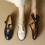 Sarah : chaussures Mary Jane, gros plan