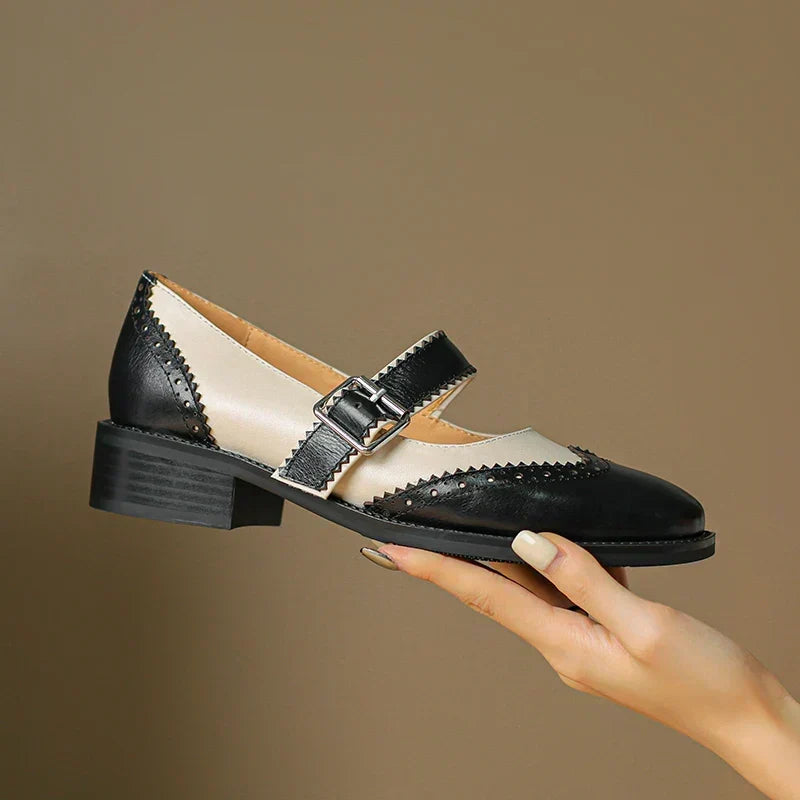 Miana : chaussures Mary Janes, gros plan
