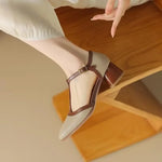 Katarzyna - chaussures orthopédiques à talons moyens, détail de la finition