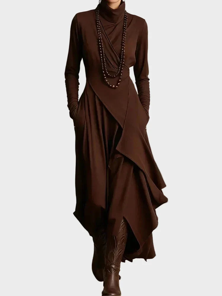 Teresa - robe maxi asymétrique en maille à col roulé, détail de la finition
