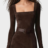 Églantine - robe maxi élégante en simili-cuir marron foncé à décolleté carré, autre vue