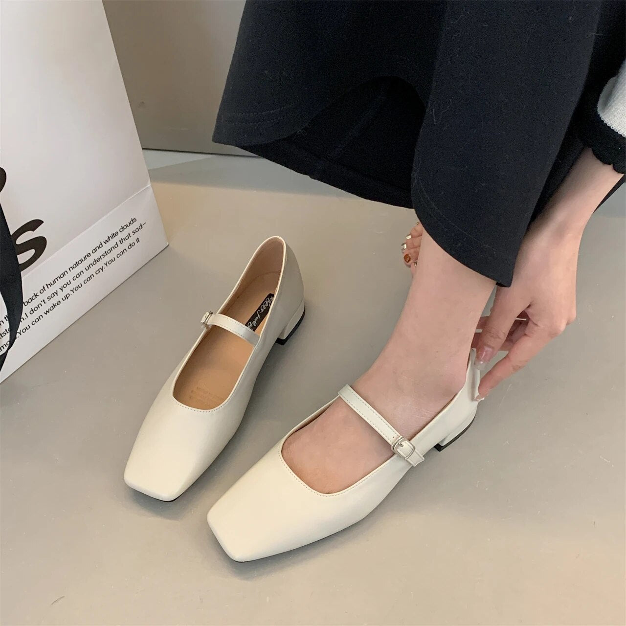Cyril Chaussures à Talon Plat pour Femme – Design élégant et confortable avec semelle souple et flexible