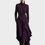 Teresa : robe maxi asymétrique en maille à col roulé, gros plan