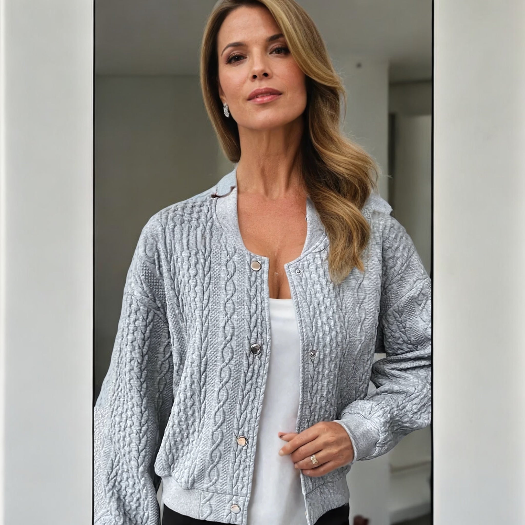 Sky Gilet Femme – Cardigan Tricoté Confortable & Élégant pour un Style Moderne