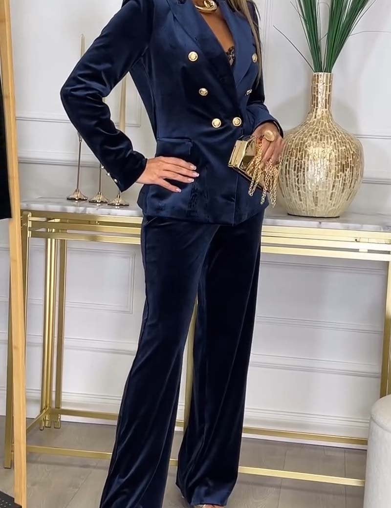 Lora Ensemble Velours Femme – Costume Luxe Deux-Pièces au Tissu Doux et Design Polyvalent