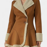 Agathe - Manteau cintré évasé à boutons