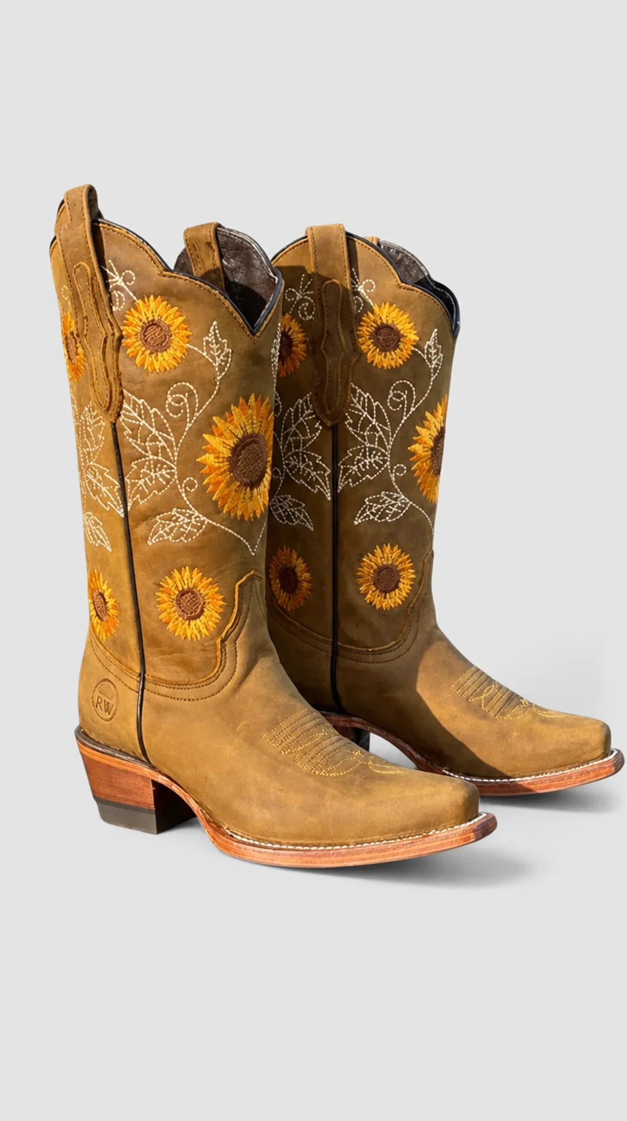 Sylvaine - Bottes western à broderie florale