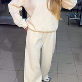 Aria Ensemble Loungewear Femme – Tenue Confortable avec Détails Strass & Coupe Relaxed