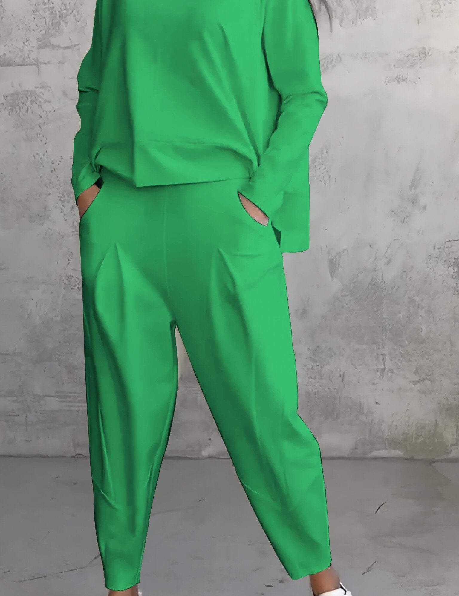 Emilie Ensemble Femme – Tenue à Col Rond en Spandex Confortable et Élégante au Style Moderne