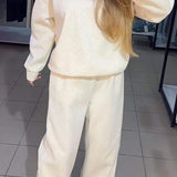 Aria Ensemble Loungewear Femme – Tenue Confortable avec Détails Strass & Coupe Relaxed