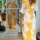 Robe Femme Calypso – Élégante Robe Fleurie avec Détails Contrastés & Coupe Féminine