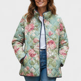 Mathilde - Veste matelassée vert menthe à grandes roses - vue d'ensemble