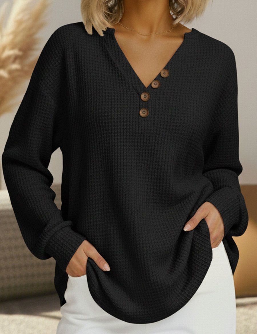 Sylvie - Pull uni à col en V - vue rapprochée